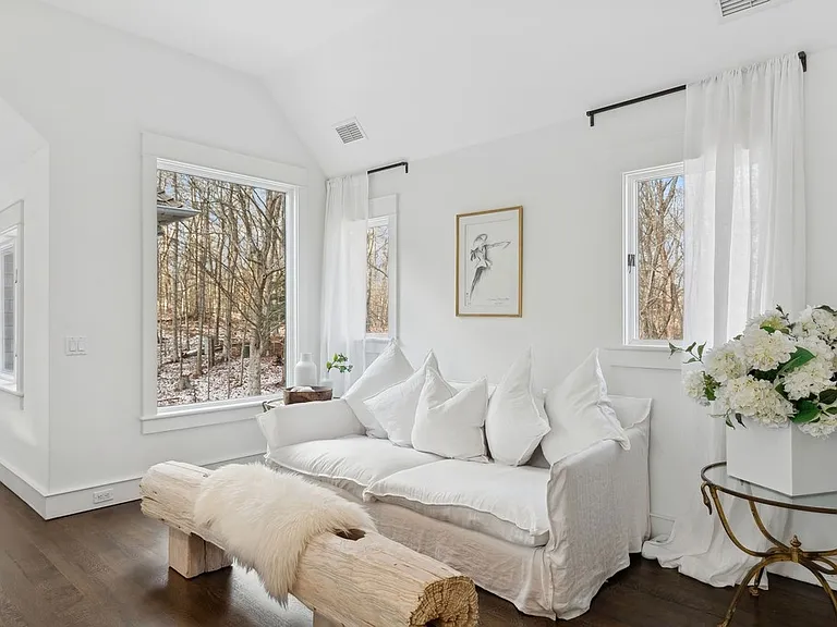 640 Old Stone Hwy — Photo 22