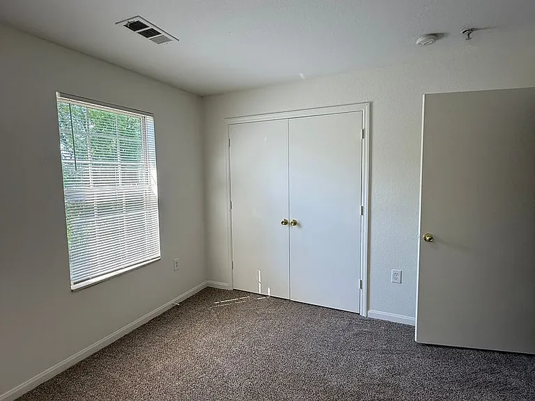 Highlands Apts — Photo 71