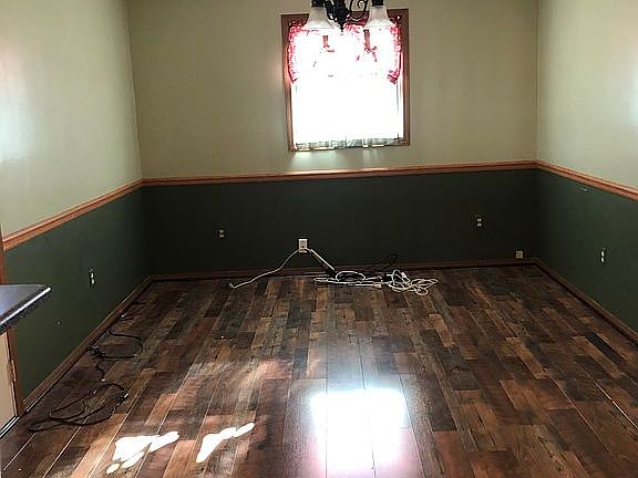 5th image of 1010 N Benjamin St