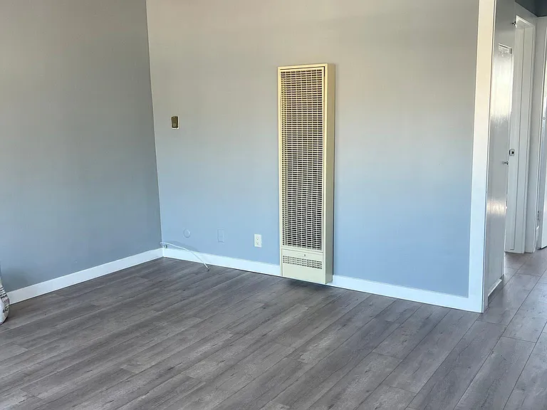 1133 S Oxford Ave #4 — Photo 4