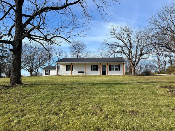39 Fairgrounds Rd, Troy, MO 63379