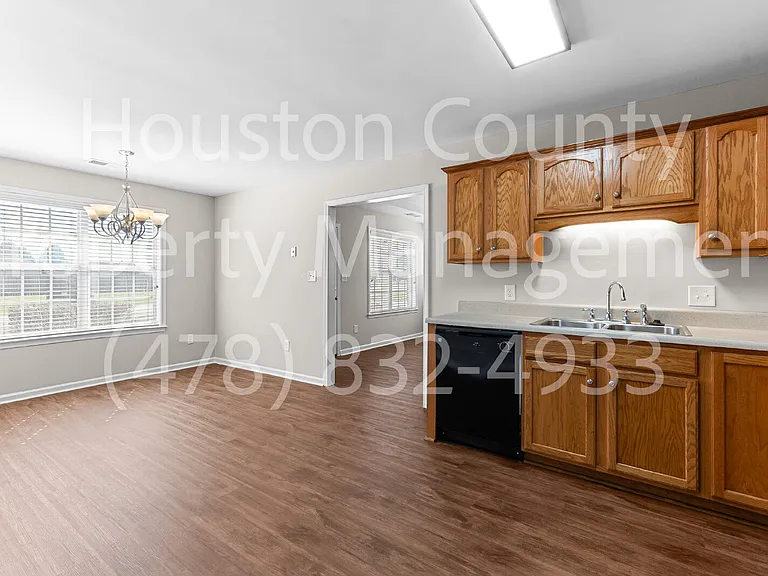 200 Stirling Bridge Dr — Photo 22