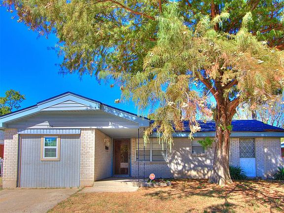3rd image of 1305 Juniper Cir