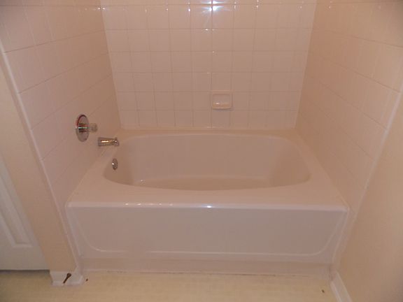2nd image of 18001 Richmond Place Dr APT 611