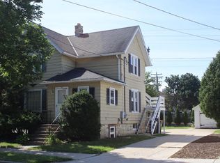 117 Cook St, Waukesha, WI 53186