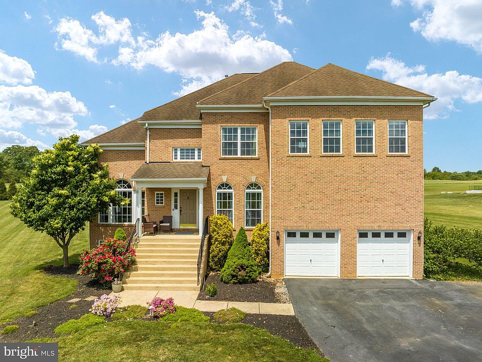 39 Haybine Dr, Shenandoah Junction, WV 25442 Zillow