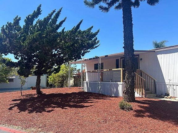 2nd image of 2907 S Santa Fe Ave S #52