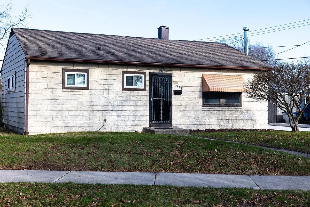 3418 South 63rd STREET photo 1