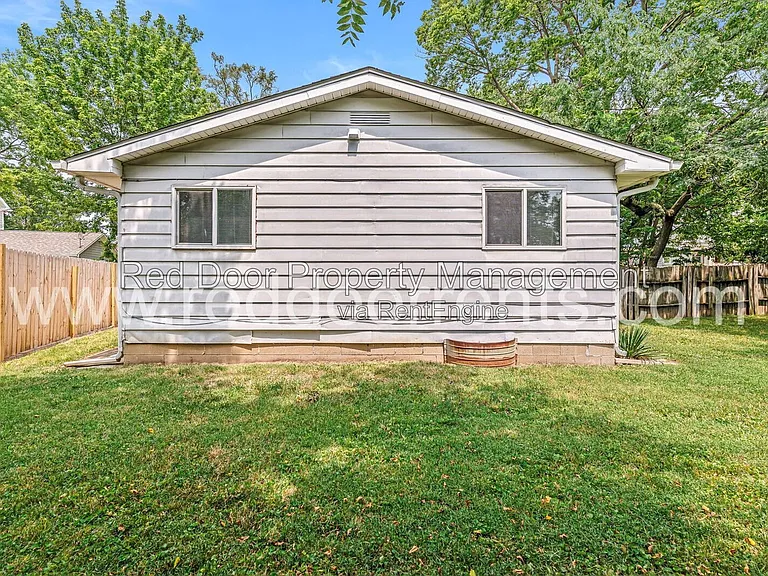 5361 E Burgess Ave — Photo 23