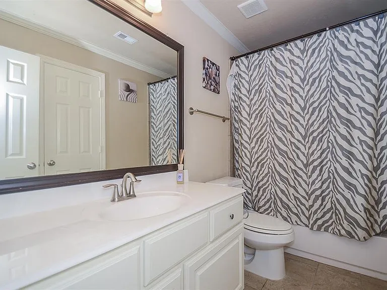 4018 Childress St #C — Photo 20