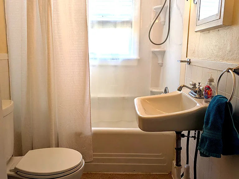 15 Manley St #1 — Photo 7
