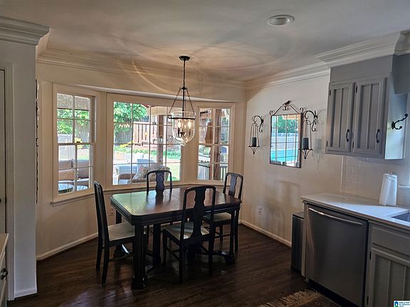 4th image of 848 Mountain Branch Dr