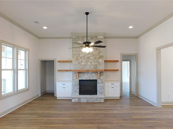 3rd image of 2879 Lee Road 401