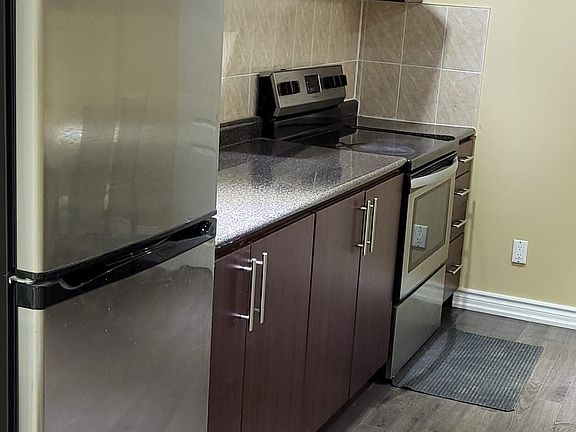 3rd image of 2 Netherway Cres