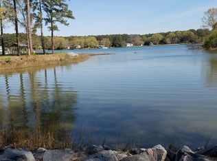 8111 Robins Neck Rd, Gloucester, VA 23061