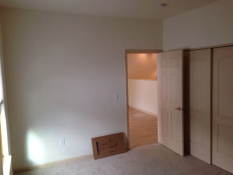 459 W 3rd St #2 — Photo 10