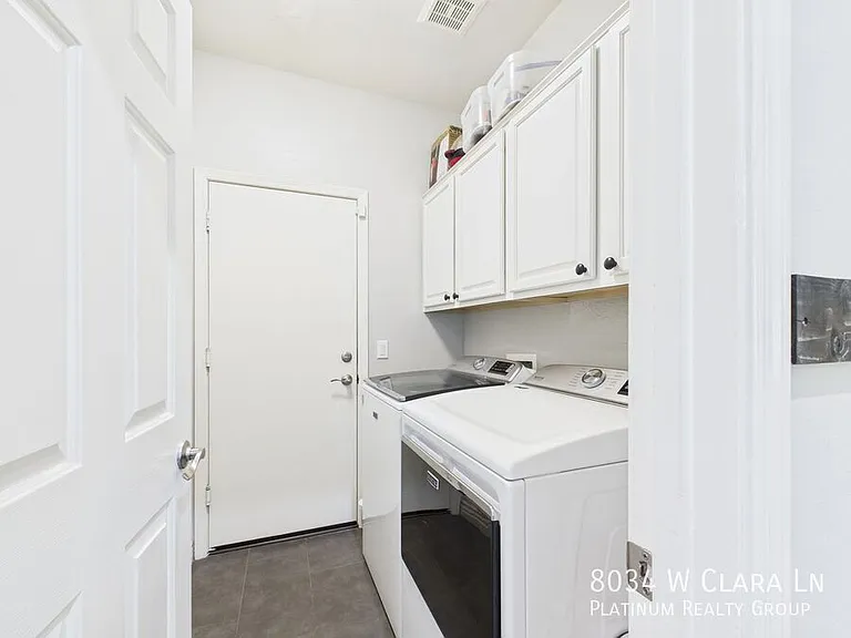8034 W Clara Ln — Photo 21