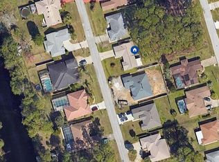 32 Boston Ln, Palm Coast, FL 32137