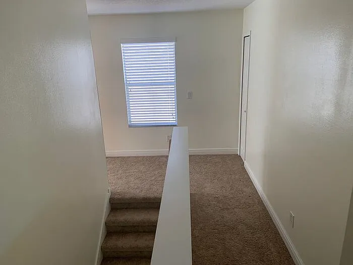 4527 Riverton Dr — Photo 14