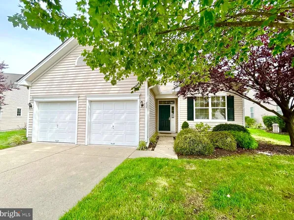 238 Night Hawk Cir, Thorofare, NJ 08086