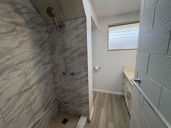 5th image of 3140 Castle St APT 4