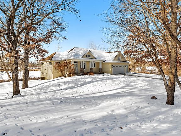 2nd image of 3119 Walden Way