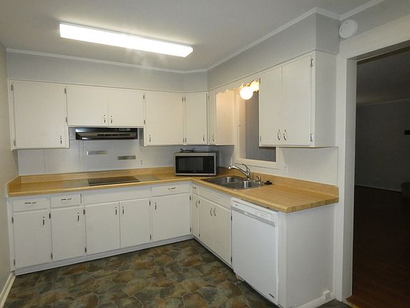5th image of 4801 NW 61st St