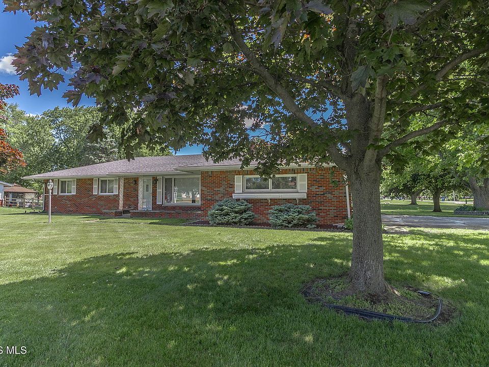 1st image of 1155 S Lallendorf Rd