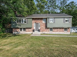 128 Old Westford Rd, Chelmsford, MA 01824