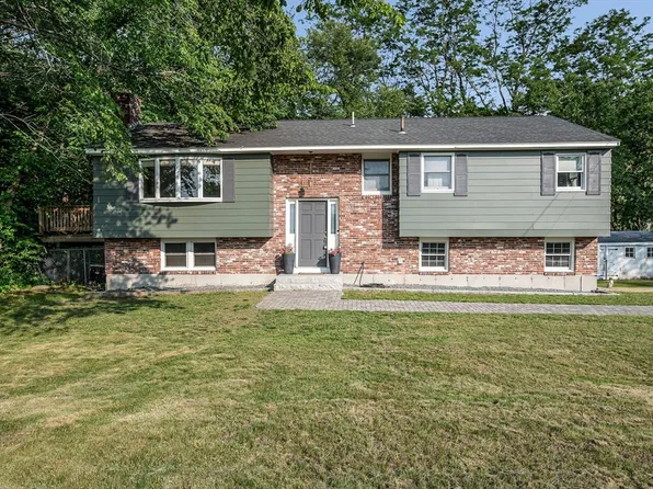 128 Old Westford Rd, Chelmsford, MA 01824
