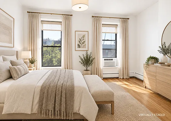 Bedroom, photo 1