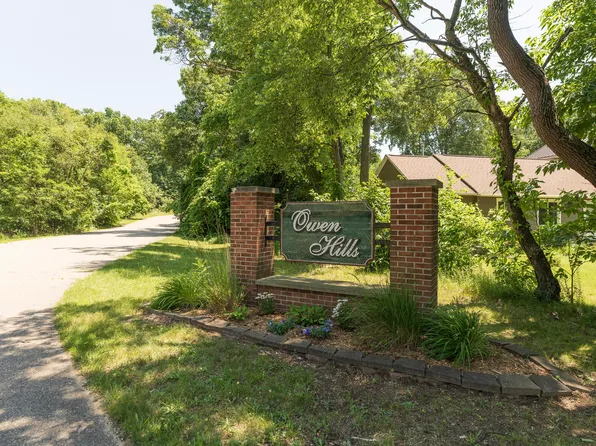 7228 Owen Hills Dr, Kalamazoo, MI 49009