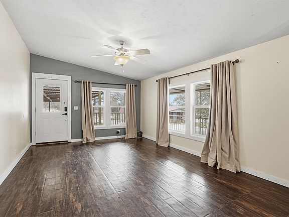 5th image of 557 Fm 3003