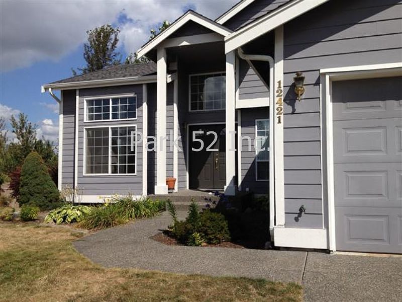 1st image of 12421 200th Avenue Ct E