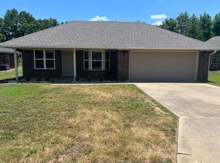 210 N 44th St, Van Buren, AR 72956