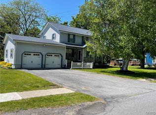 22 Prospect St, Adams, NY 13605