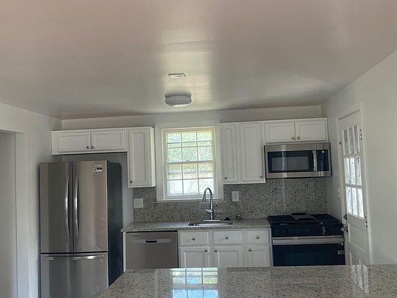 3rd image of 4412 Jones Bridge Rd