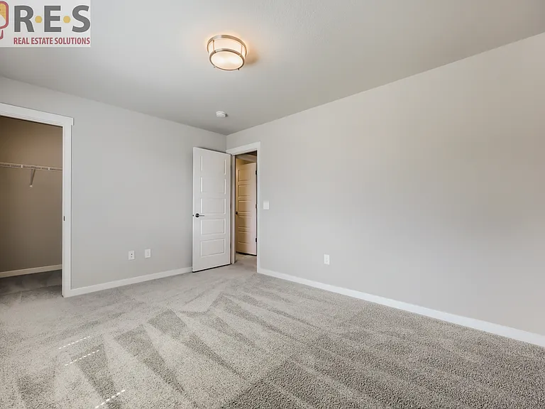 3659 Levy Park Dr — Photo 15