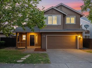 1413 Snowy Cloud Way, Santa Rosa, CA 95409