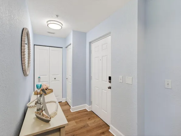 1660 Renaissance Commons Boulevard #2207, Boynton Beach, FL 33426