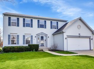 1412 Aspen Ln, Yorkville, IL 60560