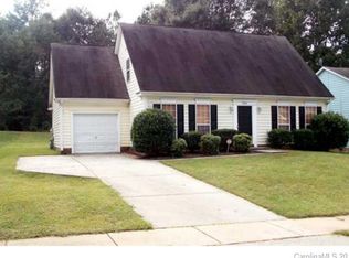 3209 Periwinkle Ct, Charlotte, NC 28269