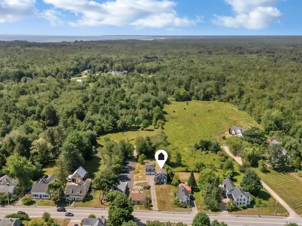 143 Summer Street, Kennebunk, ME 04043