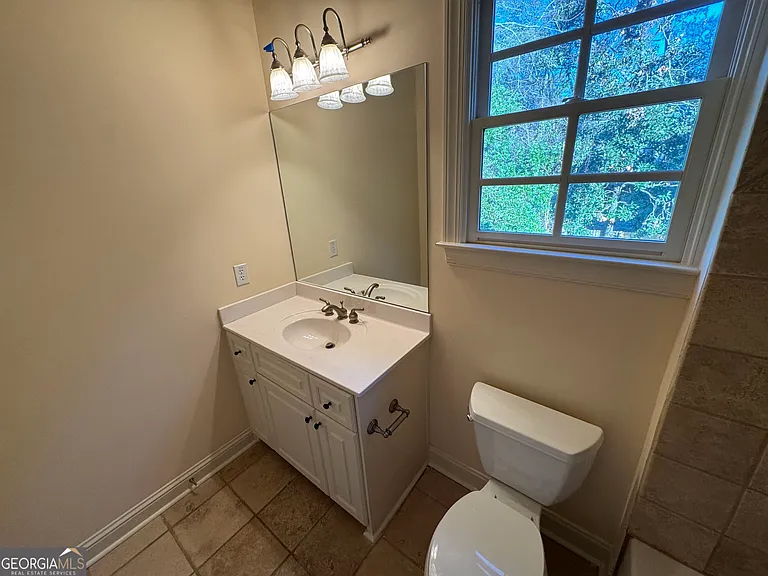 1092 McLynn Ave NE — Photo 41