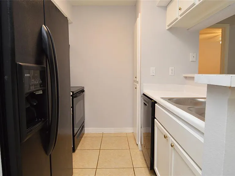 8643 Mallard Reserve Dr #104 — Photo 8
