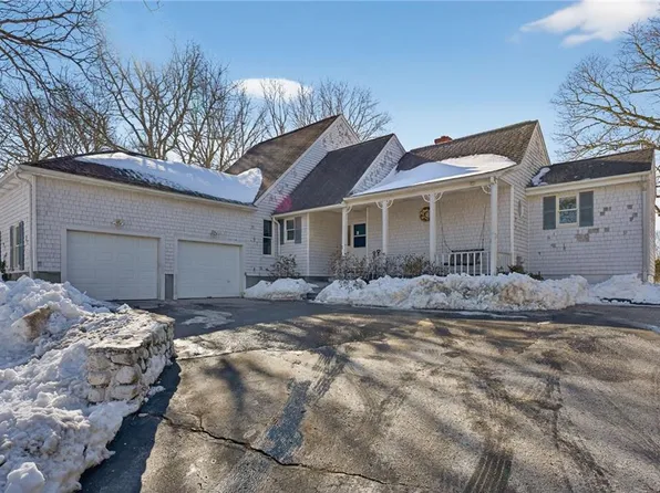 19 Wicklow Rd, Westerly, RI 02891