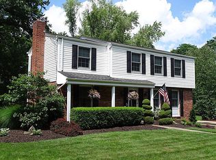 2366 Harrow Rd, Pittsburgh, PA 15241