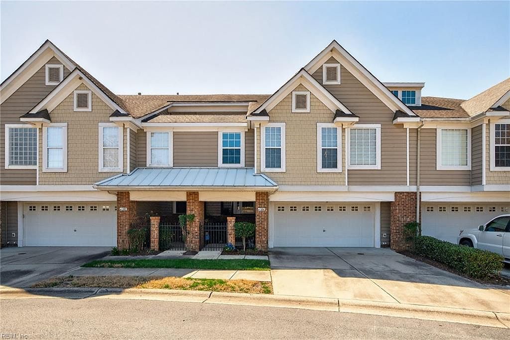504 Crystal Bay Cir