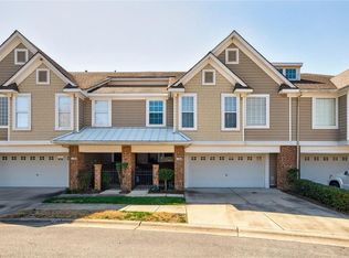 504 Crystal Bay Cir, Suffolk, VA 23435