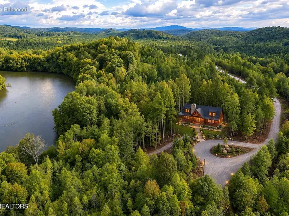 104 Pineview Ln, Vonore, TN 37885
